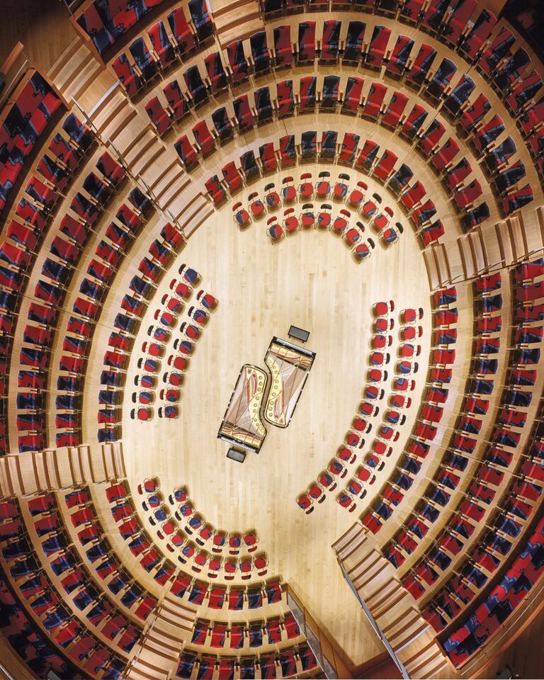 Discovery Image